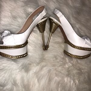 White platform shoes